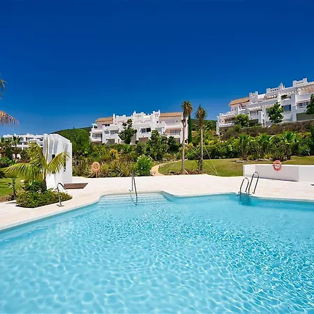 5-guest Near Alcazaba Lagoon Apartmán Estepona