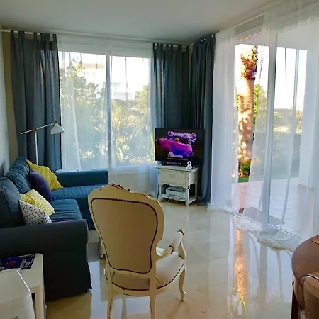 Apartmán 5-guest Near Alcazaba Lagoon Estepona